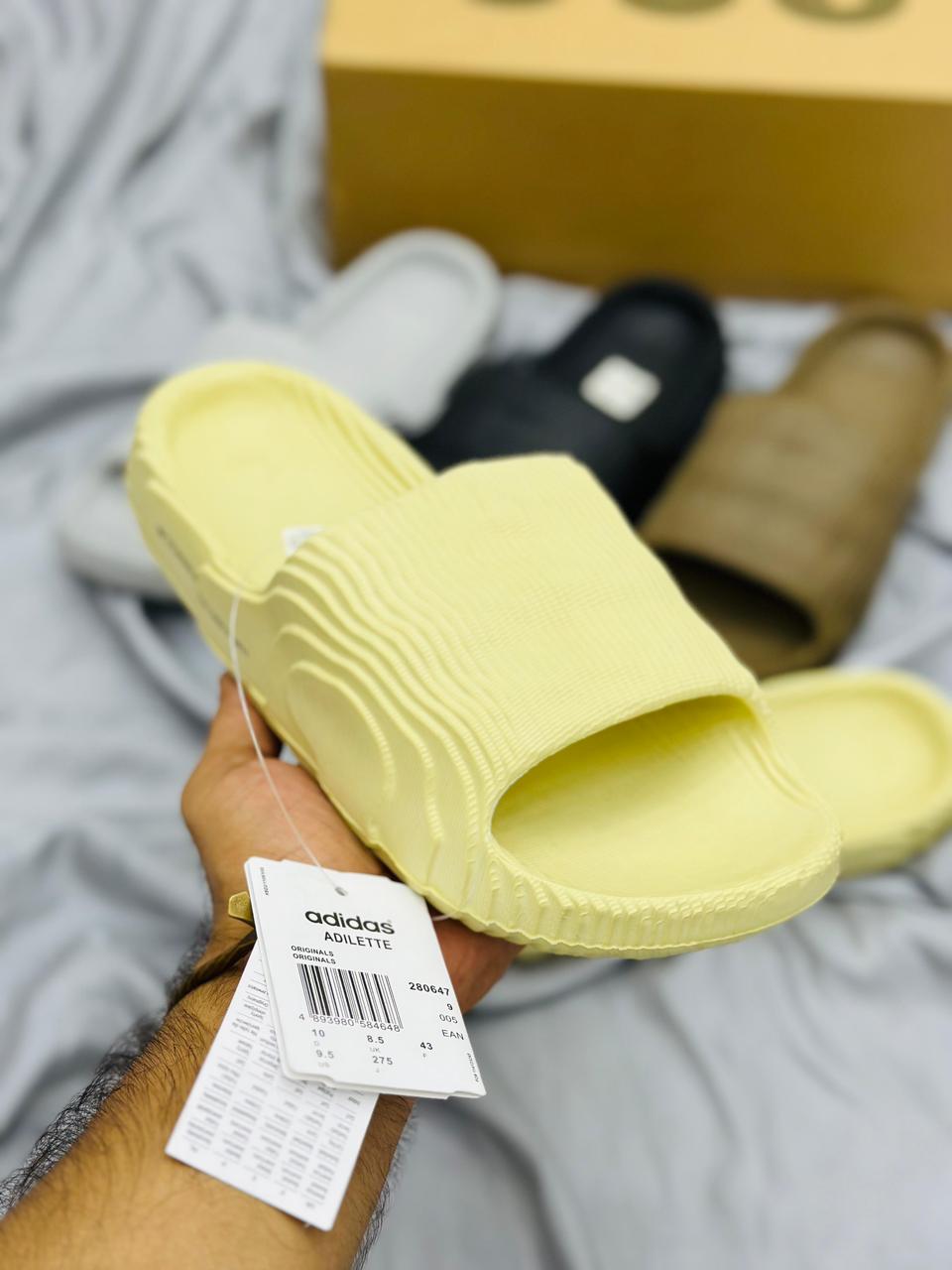 MEN SLIPPERS